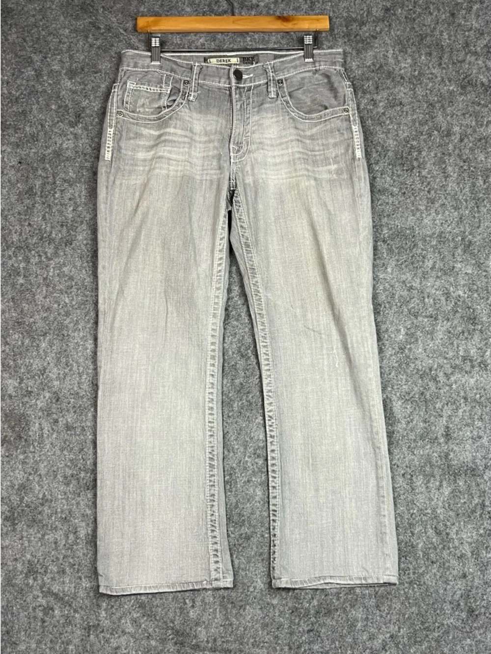 BKE Derek Jeans Men's Light Gray Straight Jeans Size 30 x 29 BKE Denim 30R
